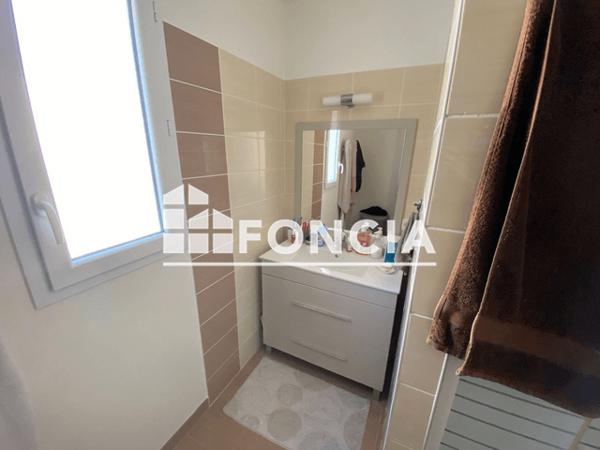 Location Maison 4 pièces 100.16 m² - 11 RUE DE LA GRELERIE Saujon 17600