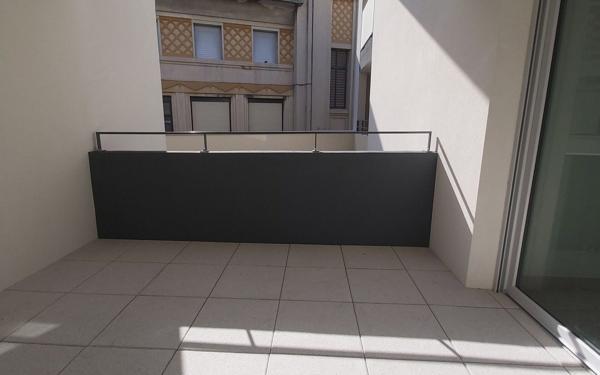 Appartement à louer    2 pièces •  Nîmes