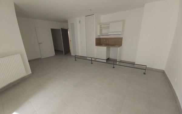 Appartement à louer    2 pièces •  Nîmes