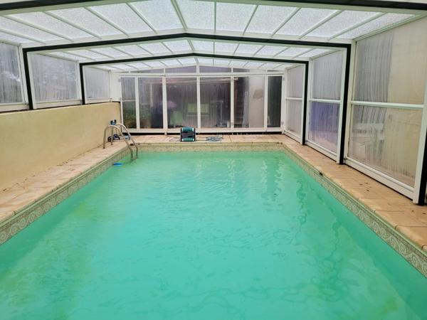 Vente Maison 7 pièces 188 m2 à Villeneuve-d'Olmes