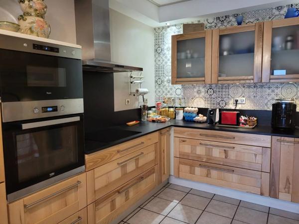 Vente Maison 7 pièces 188 m2 à Villeneuve-d'Olmes