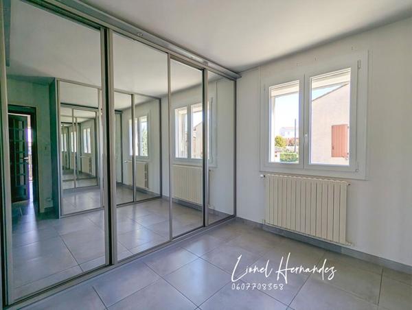 Alès centre : Maison individuelle de 197m² avec 5 chambres et piscine
