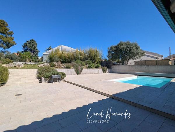 Alès centre : Maison individuelle de 197m² avec 5 chambres et piscine