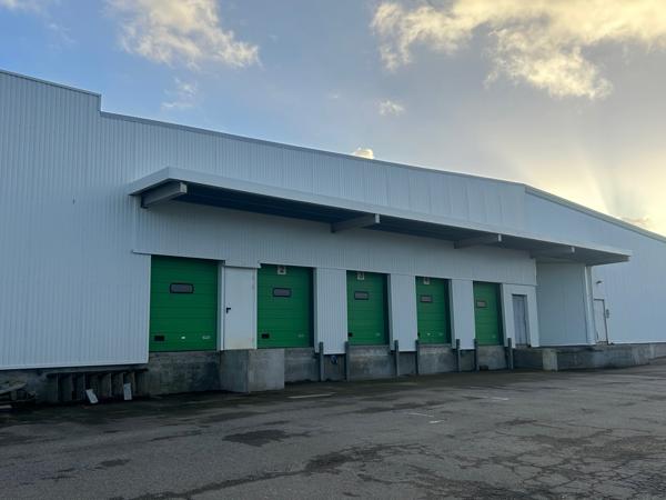 Brest (29200) BATIMENT D'ACTIVITE PROCHE ZONE E.LECLERC