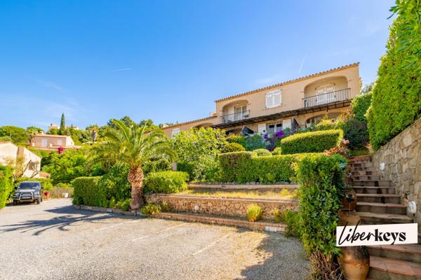 Coup de coeur assuré pour ce charmant 2 pièces en duplex aux Issambres ( quartier de Roquebrune sur Argens)