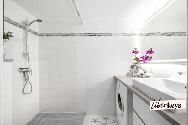 Coup de coeur assuré pour ce charmant 2 pièces en duplex aux Issambres ( quartier de Roquebrune sur Argens)