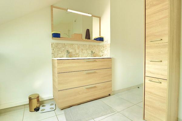 Appartement T4 dernier étage Bonneville : terrasses, vue dégagée, garage, ascenseur (2021)