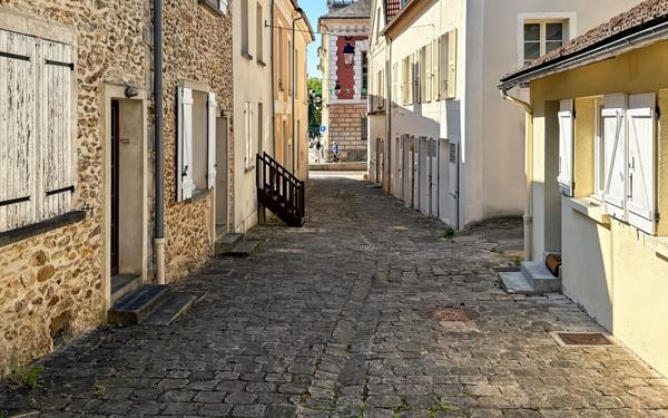 Maison à vendre    3 pièces • 73,18 m2 Rambouillet