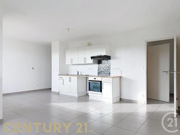 Appartement T3 à vendre  3 pièces - 62,80 m 2   SATHONAY CAMP  - 69