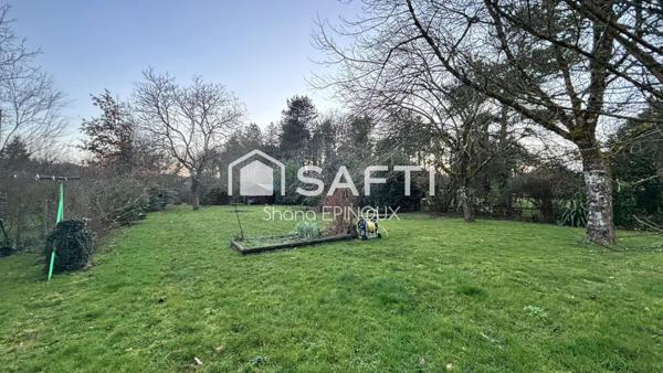 EXCEPTIONNEL ! Un emplacement privilégié pour cette demeure avec une chambre et salle de bains en RDC