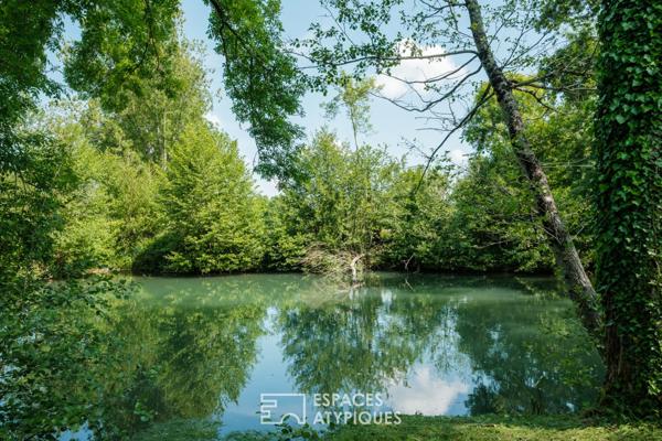 Maison rénovée et son parc en bord de Sèvre