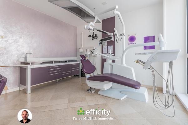 Local Commercial
         4 pièces
        - 85 m² Exclusivité 120 000 € *