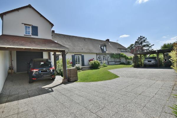 Frazé (28160) MAGNIFIQUE LONGERE PLEINE DE CHARME