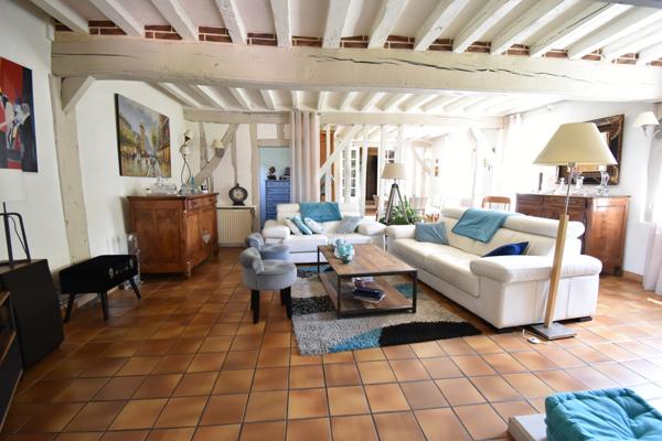 Frazé (28160) MAGNIFIQUE LONGERE PLEINE DE CHARME