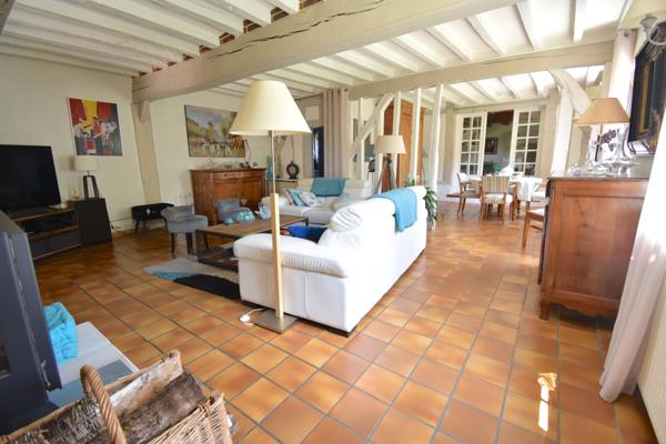 Frazé (28160) MAGNIFIQUE LONGERE PLEINE DE CHARME