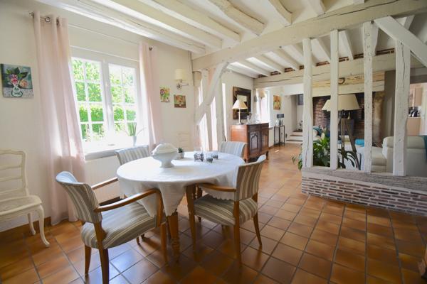 Frazé (28160) MAGNIFIQUE LONGERE PLEINE DE CHARME