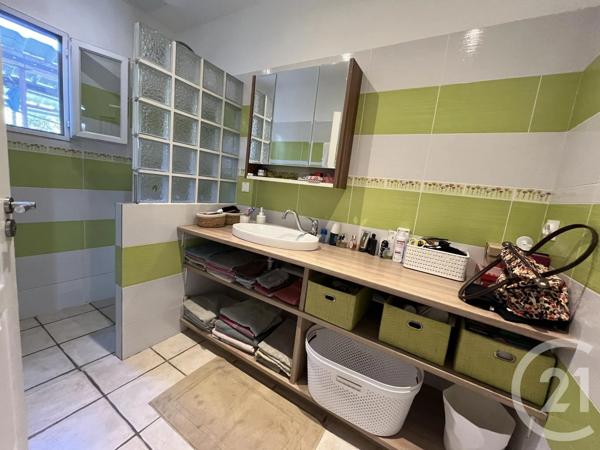 Maison à vendre  5 pièces - 132,50 m 2   REILLANNE  - 04