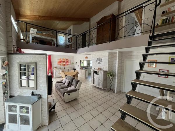 Maison à vendre  5 pièces - 132,50 m 2   REILLANNE  - 04