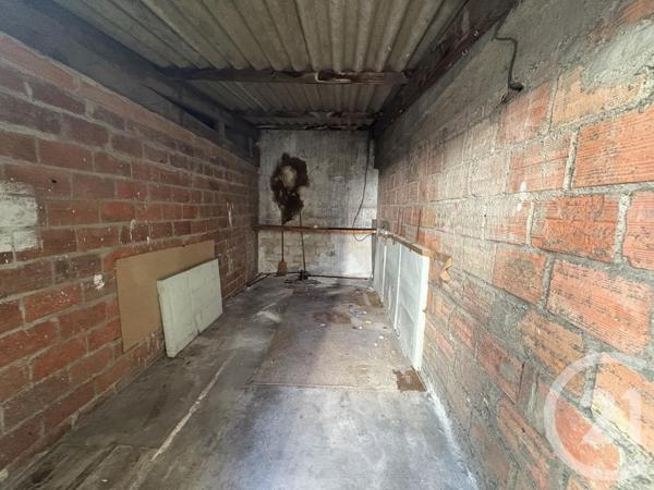 Parking à vendre  10,80 m2 PARIS - 75015