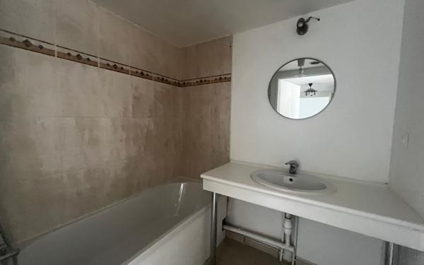 Appartement à vendre    2 pièces • 39,98 m2 Noisy-le-Grand