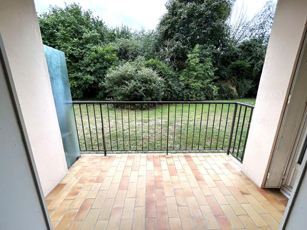 APPARTEMENT DE 3 PIECES A VENDRE A PLAISIR