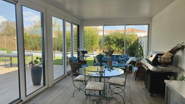 Maison 2022 – 80 m² de pièce de vie – jacuzzi – dépendance 70 m² – aucun travaux