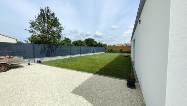 Maison 2022 – 80 m² de pièce de vie – jacuzzi – dépendance 70 m² – aucun travaux