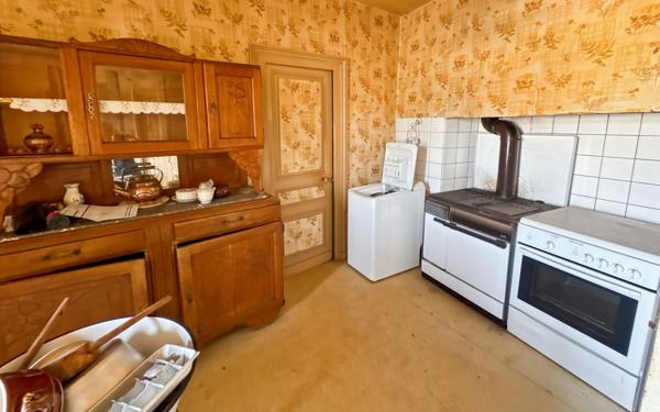 Maison à vendre    5 pièces • 170 m2 Agonac