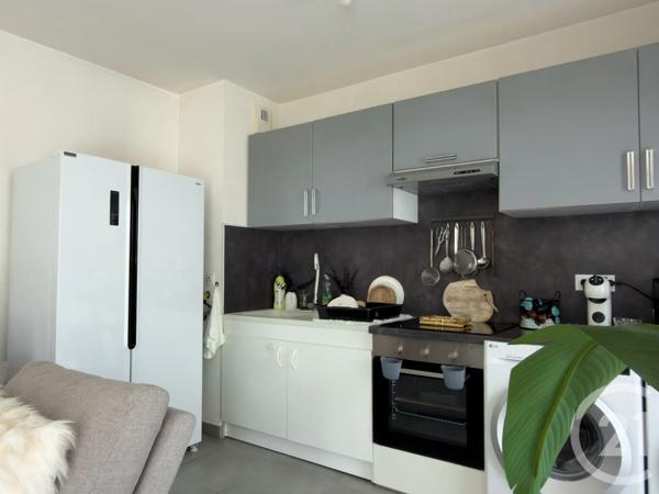 Appartement F2 à vendre  2 pièces - 47,13 m 2   LA VALETTE DU VAR  - 83