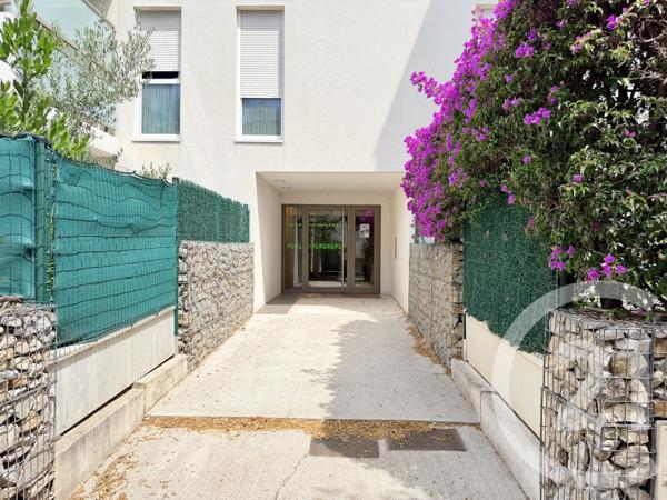 Appartement F2 à vendre  2 pièces - 47,13 m 2   LA VALETTE DU VAR  - 83