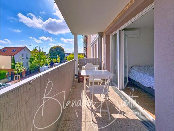 T2 dans résidence récente à 17 mn à pied du RER