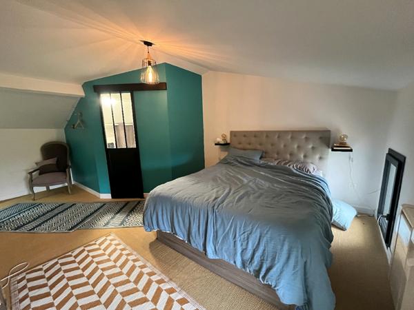 Meschers-sur-Gironde (17132) 

ENSEMBLE DE DEUX MAISONS