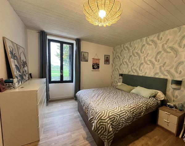 Meschers-sur-Gironde (17132) 

ENSEMBLE DE DEUX MAISONS