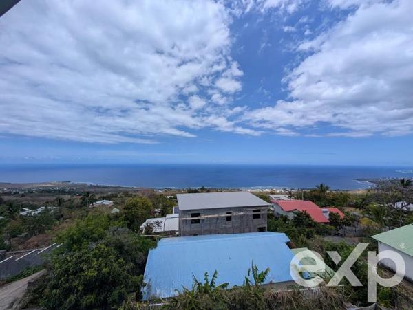 ETANG SAINT-LEU  (≈ 400 m alt) – T3 VUE MER PANORAMIQUE – 70 m² – 210 000 € HAI