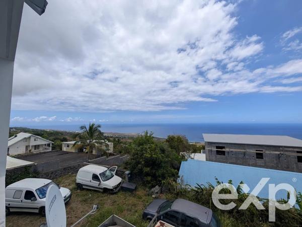 ETANG SAINT-LEU  (≈ 400 m alt) – T3 VUE MER PANORAMIQUE – 70 m² – 210 000 € HAI