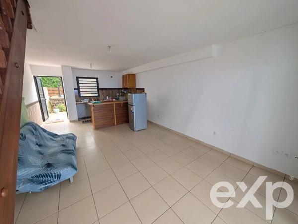 ETANG SAINT-LEU  (≈ 400 m alt) – T3 VUE MER PANORAMIQUE – 70 m² – 210 000 € HAI