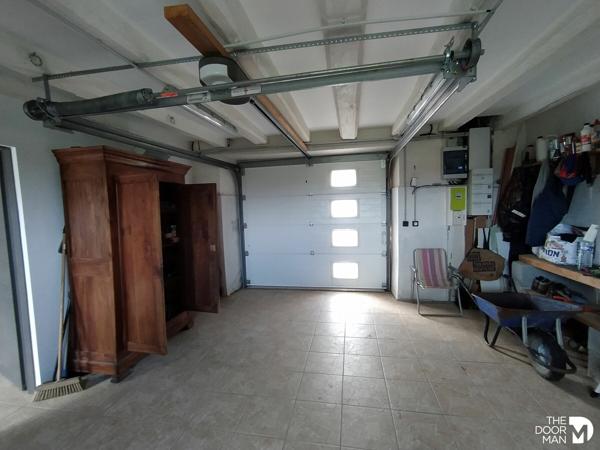 Propriété - À vendre - 226 m² - PEAULE | The Door Man