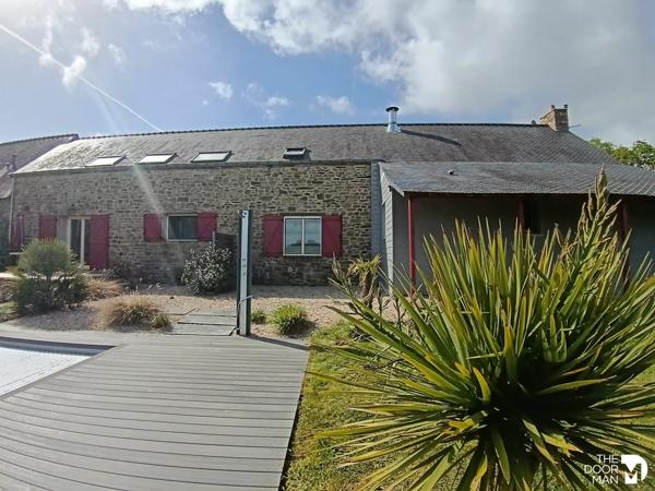 Propriété - À vendre - 226 m² - PEAULE | The Door Man