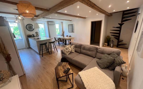 Appartement à vendre    4 pièces • 84 m2 Hyères