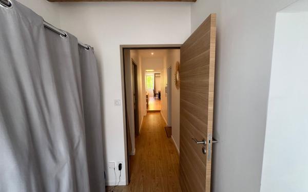 Appartement à vendre    4 pièces • 84 m2 Hyères