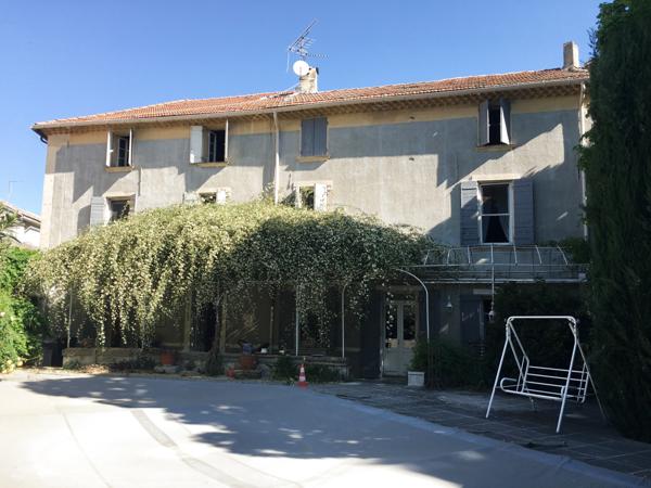 Roquemaure (30150) DANS VILLAGE DU GARD, PROXIMITE AVIGNON, SPACIEUSE MAISON DE VILLAGE DE CHARME AVEC JARDIN, GARAGE ET PISCINE