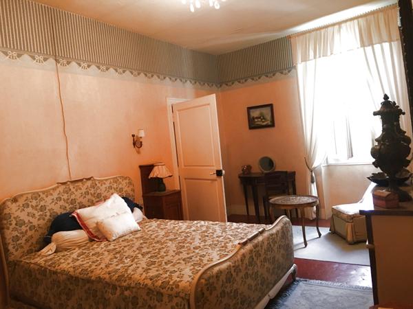 Roquemaure (30150) DANS VILLAGE DU GARD, PROXIMITE AVIGNON, SPACIEUSE MAISON DE VILLAGE DE CHARME AVEC JARDIN, GARAGE ET PISCINE