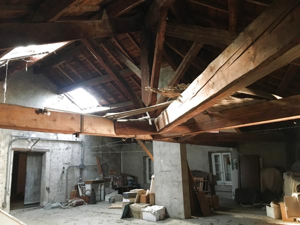 Roquemaure (30150) DANS VILLAGE DU GARD, PROXIMITE AVIGNON, SPACIEUSE MAISON DE VILLAGE DE CHARME AVEC JARDIN, GARAGE ET PISCINE