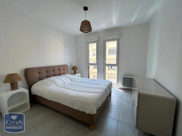 Appartement à louer 3 pièces 61.04m² Nice (06300)