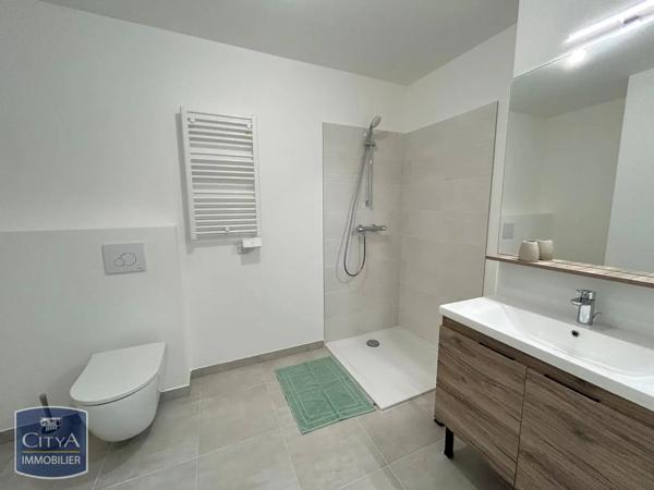 Appartement à louer 3 pièces 61.04m² Nice (06300)