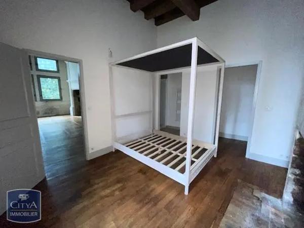 Appartement à louer 2 pièces 70.49m²