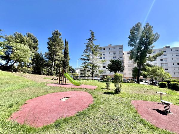 Appartement 4 pièces 84 m²