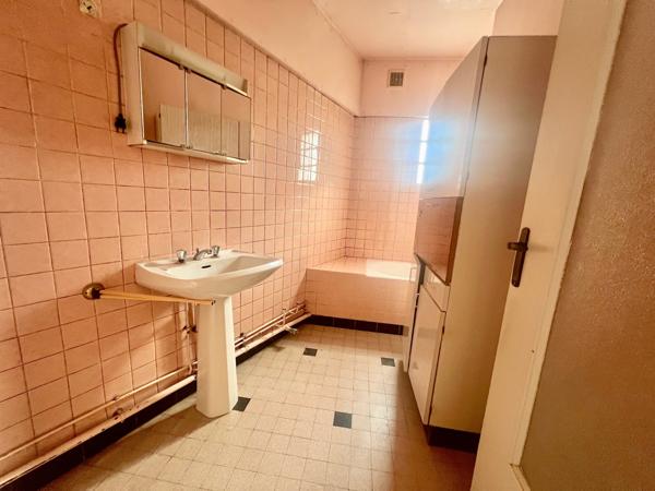 Maison à rénover à Ableiges