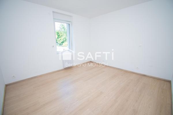 Agréable maison de cité rénovée