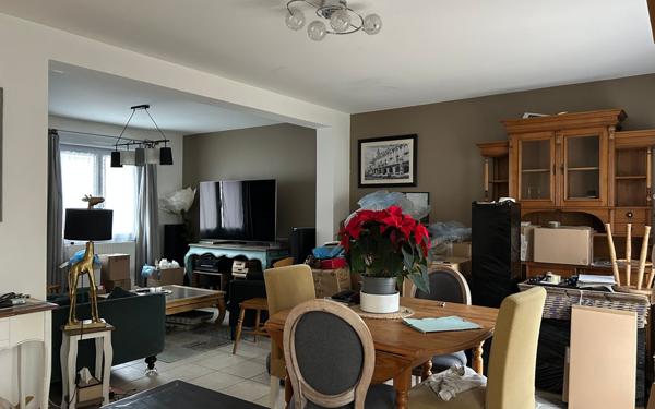 Maison à vendre    6 pièces •  Compiègne